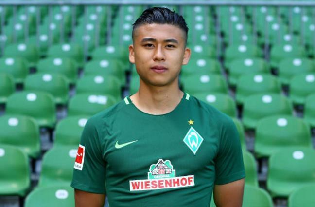 球队配合默 球队配合默