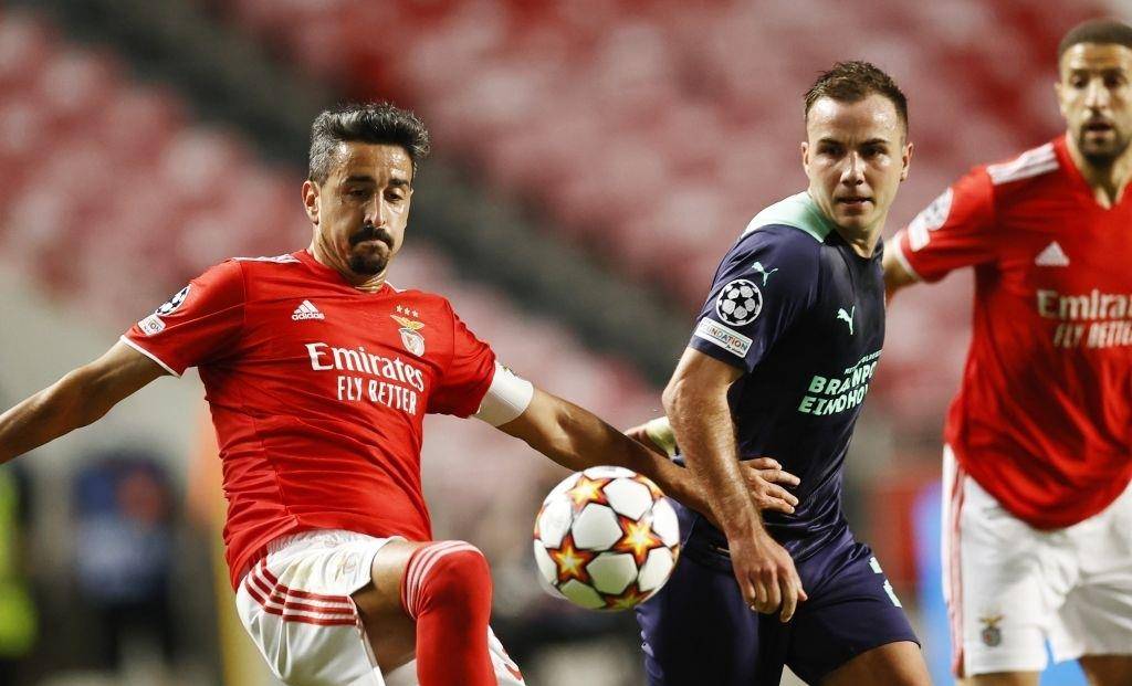 而乌加特在 而乌加特在